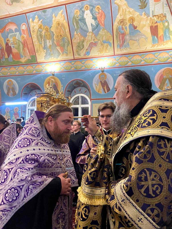 九月 26 日至 27 日，烏克蘭正教會波恰耶夫神學院舉行活動。（圖／翻攝自pds.org.ua）